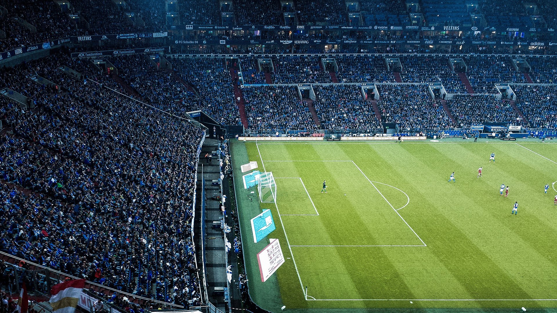 爱游戏ayx-新闻中心智能终端新系列亮相展会，智能新闻传播方向是什么